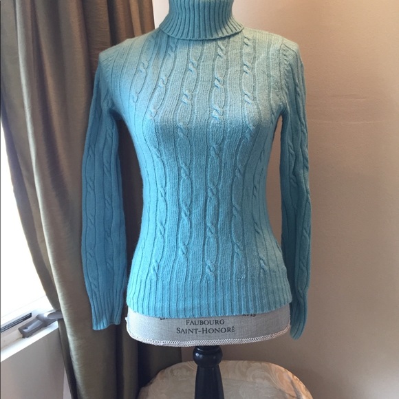 Sweater - Picture 3 of 3